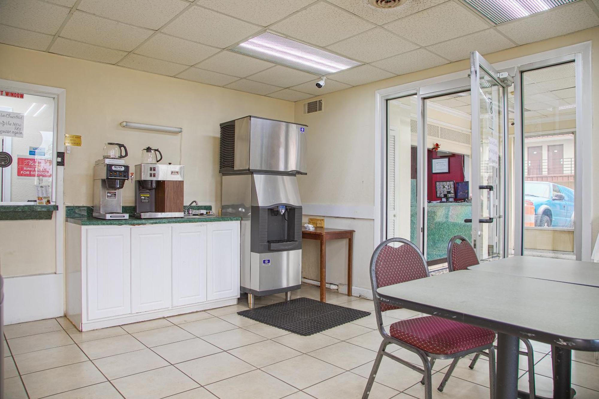 Masters Inn Augusta Washington Rd, I-20 Екстер'єр фото