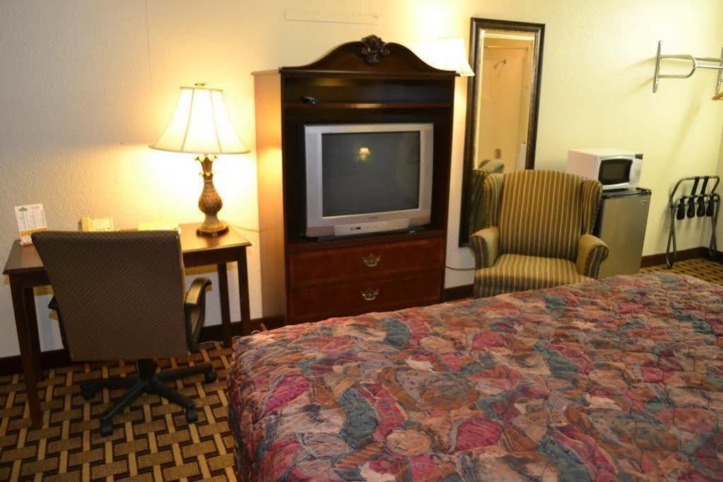 Masters Inn Augusta Washington Rd, I-20 Екстер'єр фото
